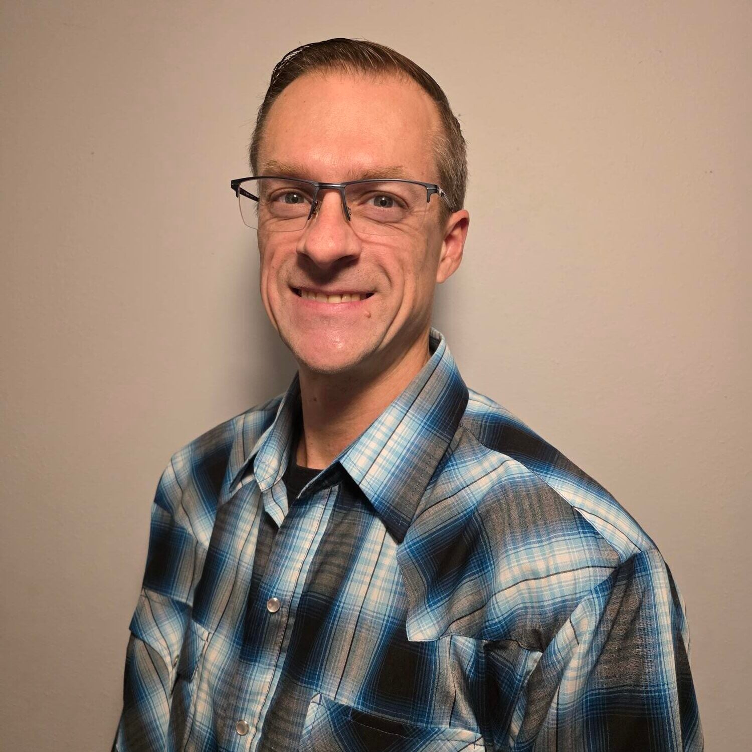 headshot of josh krause