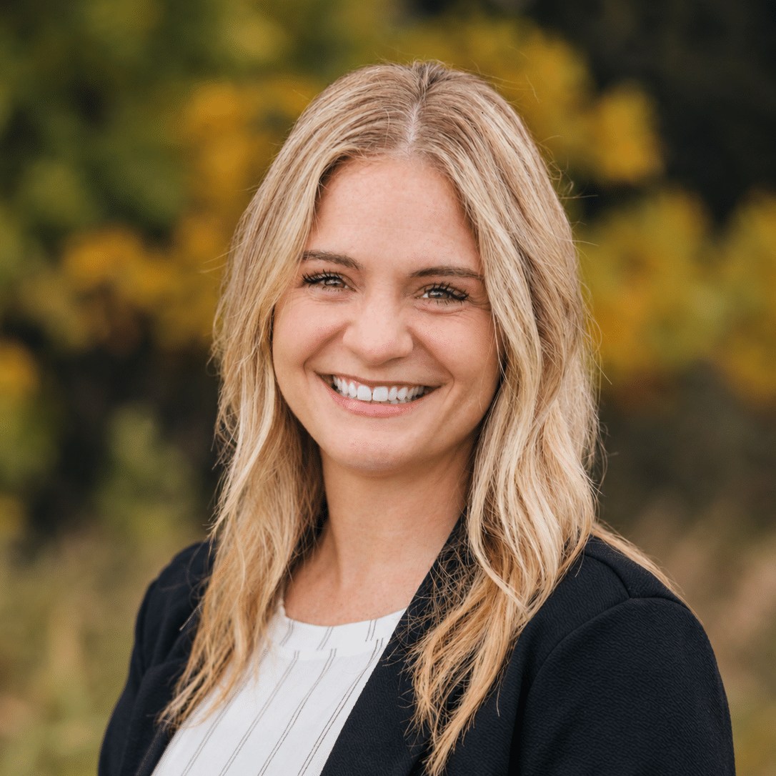 headshot of denise clouse