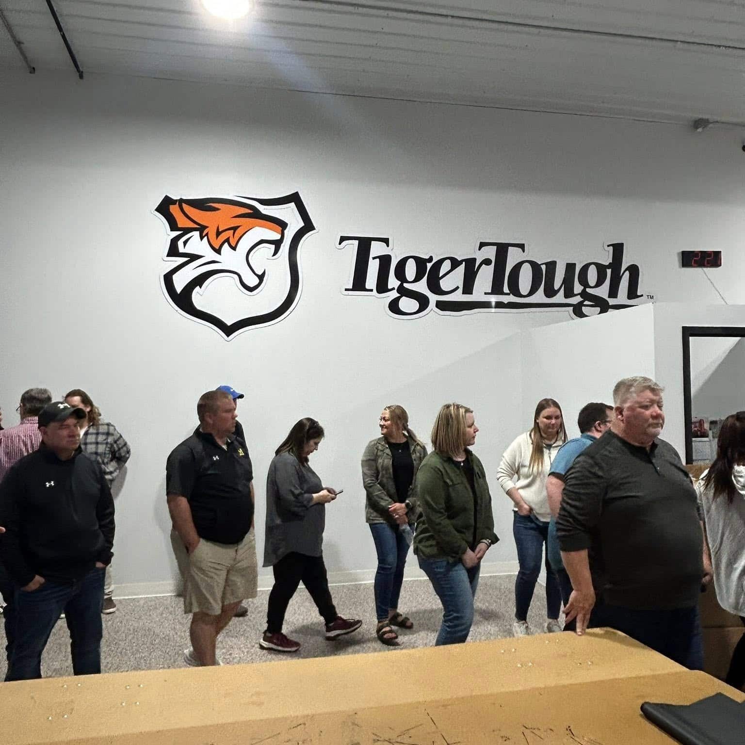 linc participants tour at tigertough seat covers